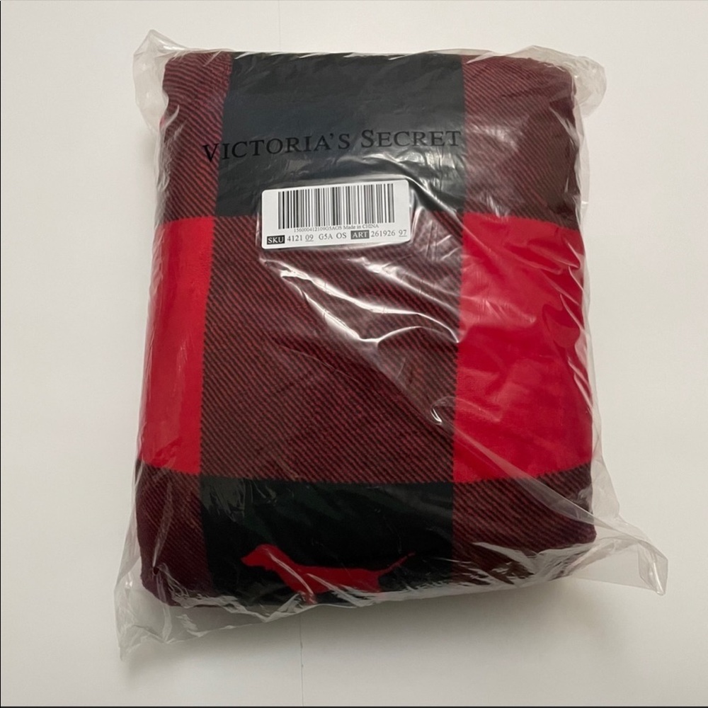 Victoria Secret Sherpa Blanket